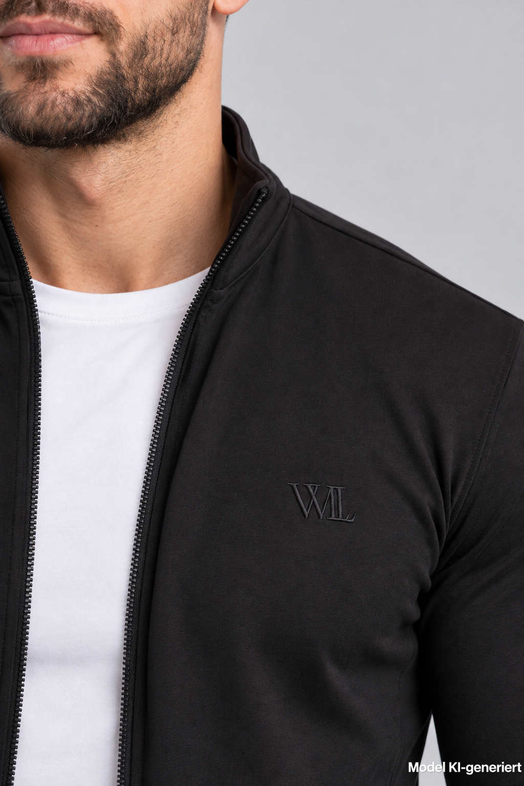 MUSCLE FIT ZIPPER