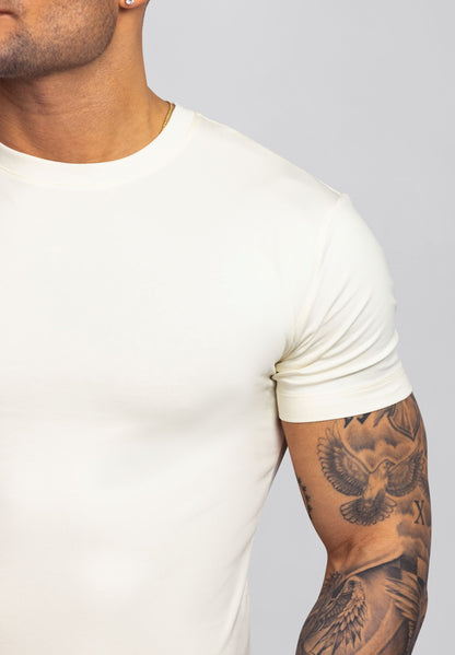 TEE-SHIRT PRÈS DU CORPS (COUPE MUSCLE)